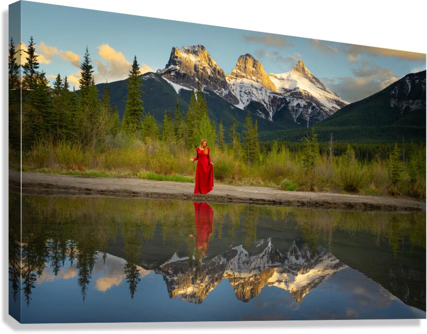 Between Peaks Canvas Print