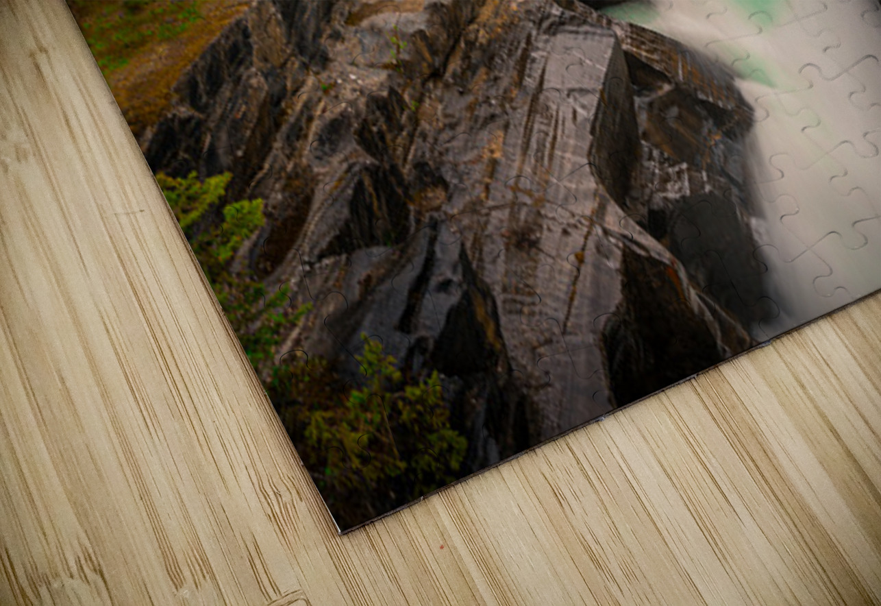 The Threshold Maxime Poulin Puzzle