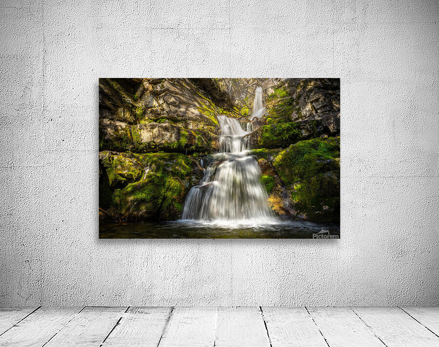 Cascading Symphony Wall Preview